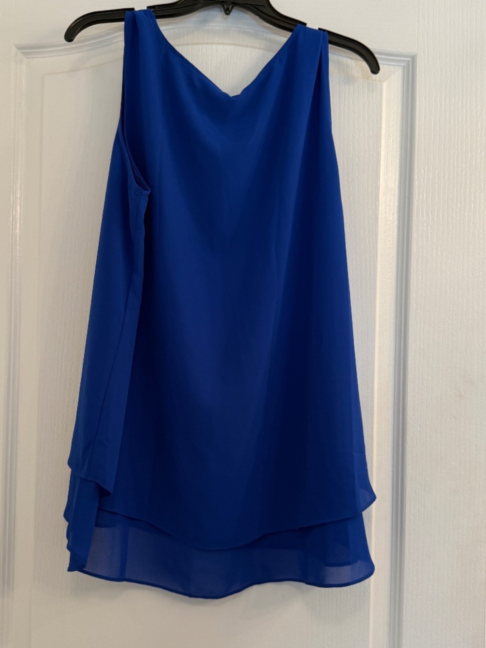 NWT Blue V neck sleeveless tank top Size XL